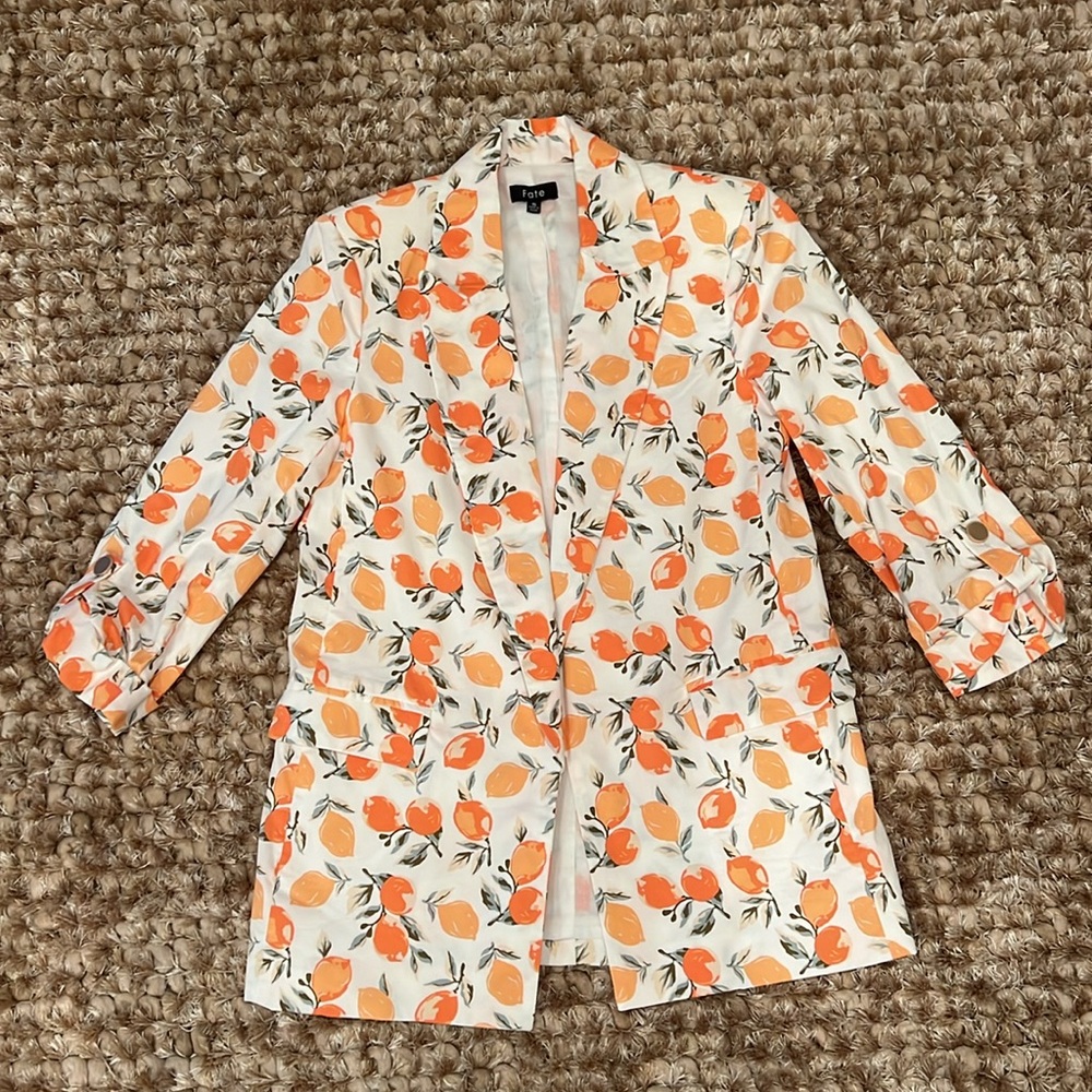 Fate Jacket and short set. Oranges and lemons. - Picture 2 of 16